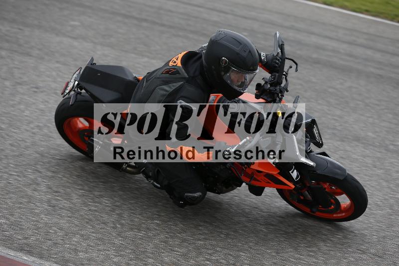 Archiv-2025/10 23.04.2025 Cornu Master School ADR/rot-rouge/20